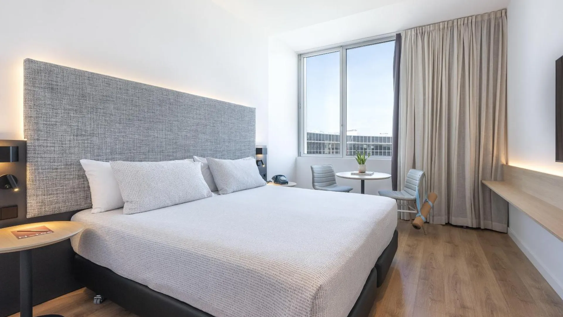 Innside By Melia Barcelona Aeropuerto El Prat de Llobregat 4*,